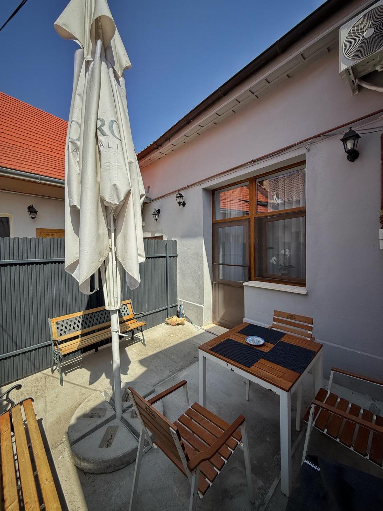 Marco'S Studio Fagaras Exterior photo